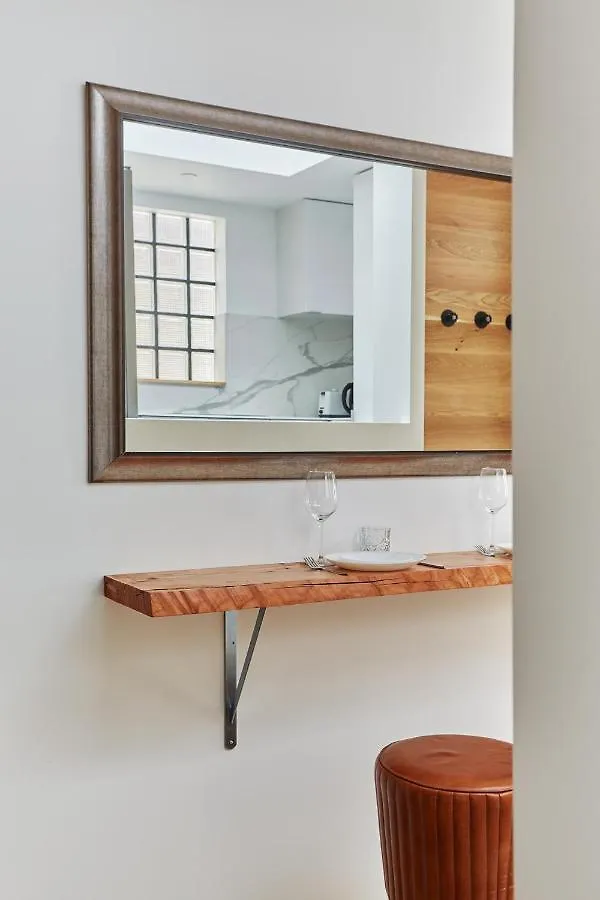 Apartment Loft Pere Lachaise By Studio Prestige Paris