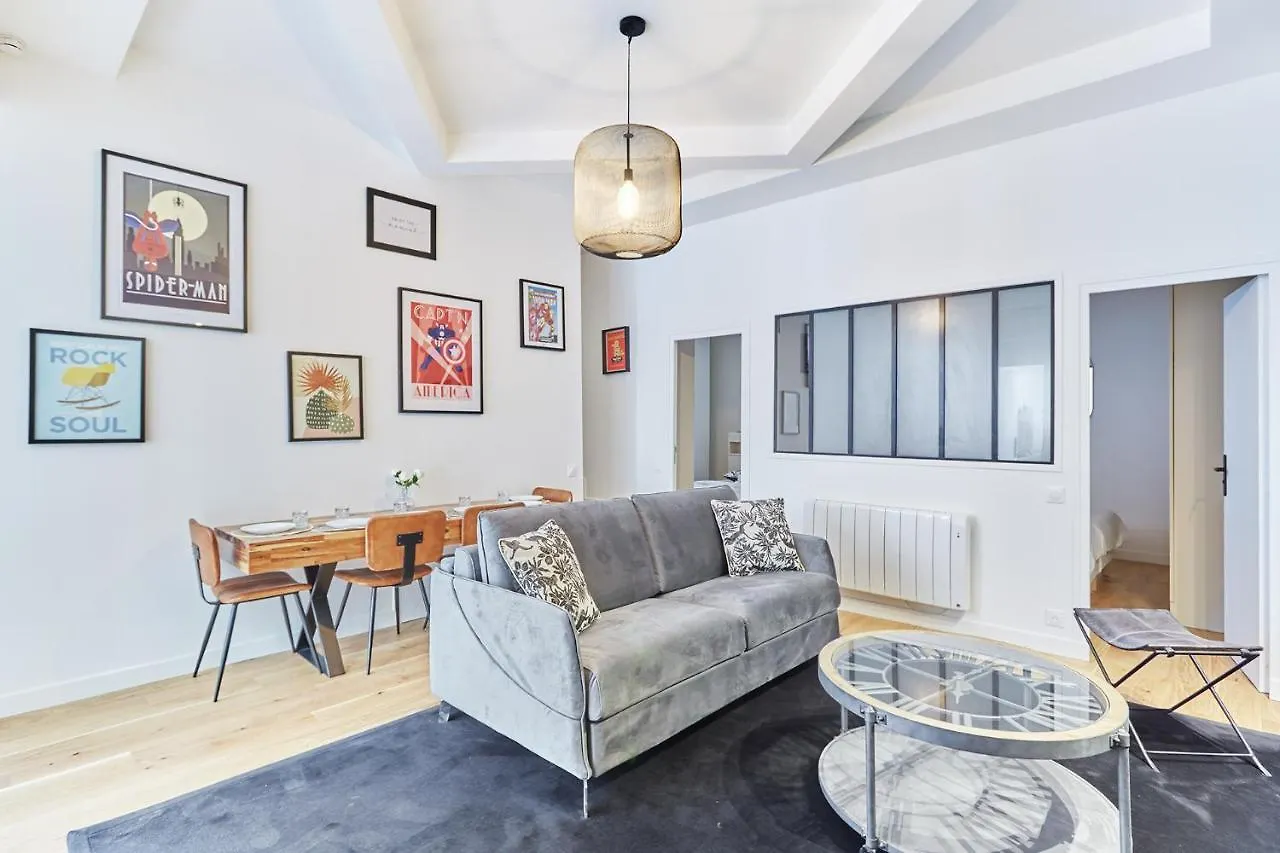 Apartment Loft Pere Lachaise By Studio Prestige Paris